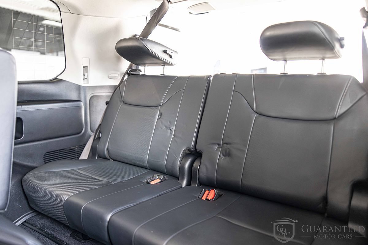 Used 2015 Lexus LX 570 4WD w/ Luxury Package image 37
