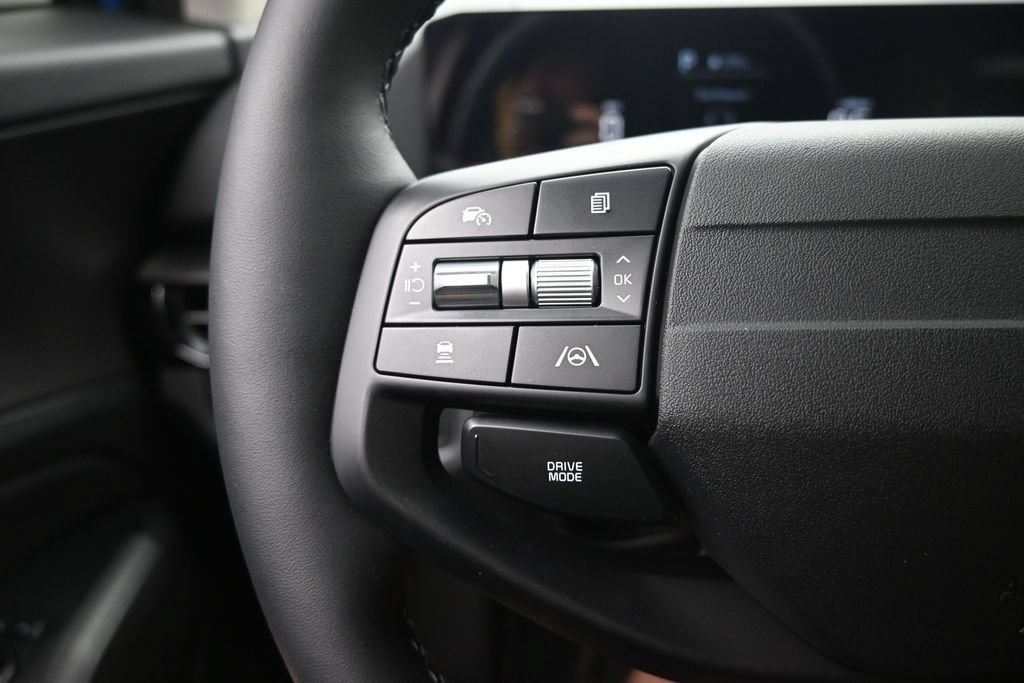 Used 2026 Kia Sportage EX FWD image 18