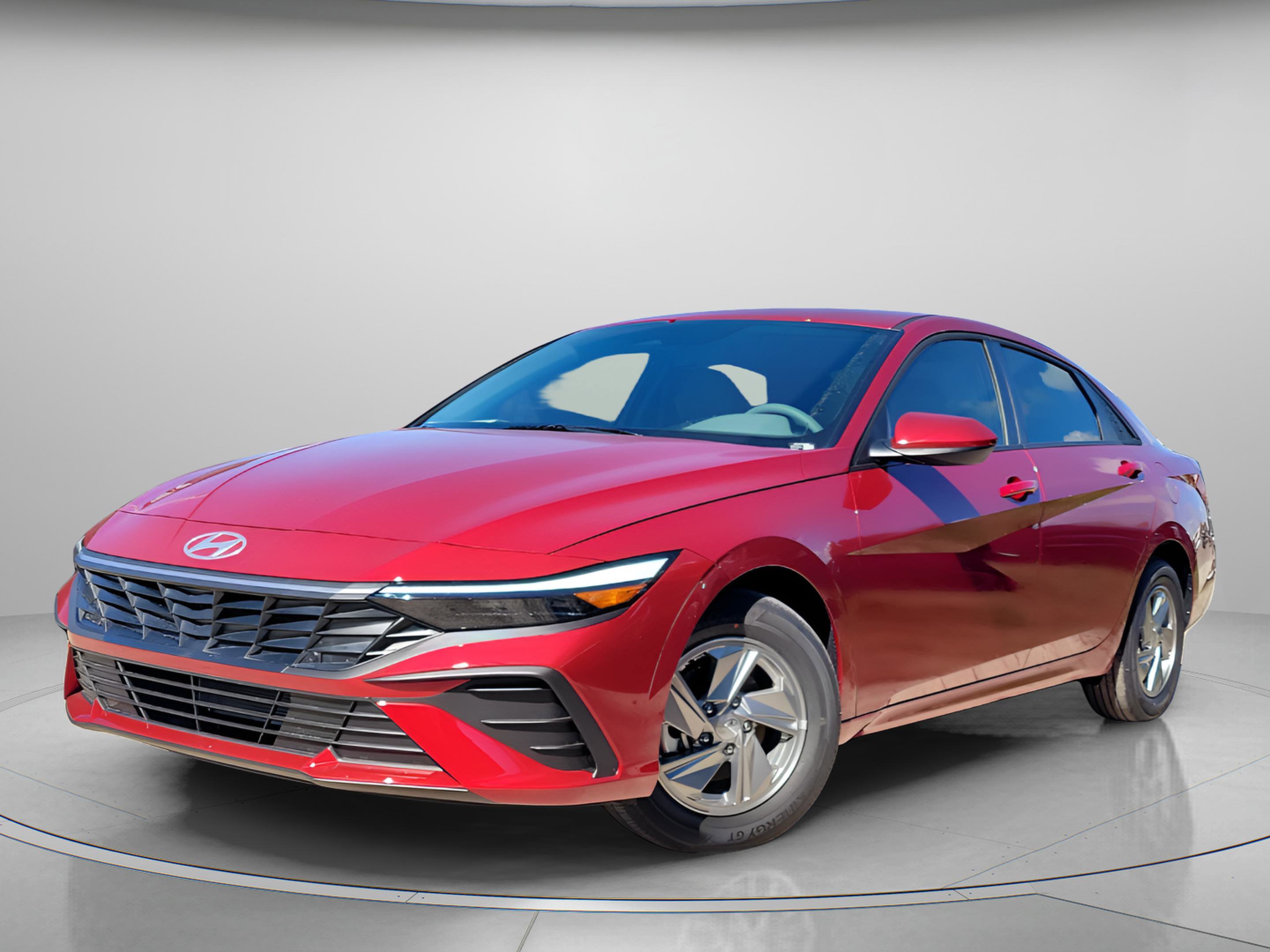 New 2026 Hyundai Elantra SE image 2