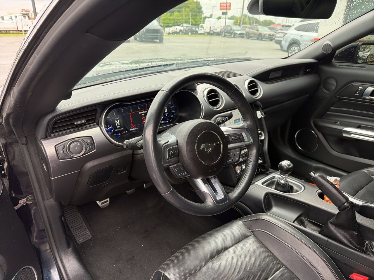 Used 2021 Ford Mustang GT Premium w/ Equipment Group 401A RWD image 4
