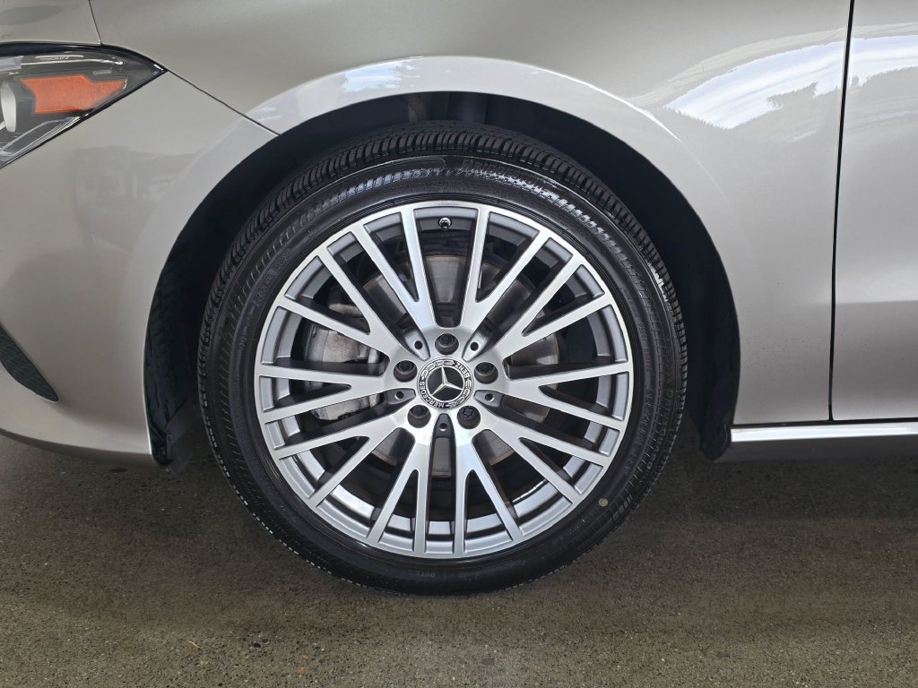 Used 2020 Mercedes-Benz CLA 250 4MATIC image 9