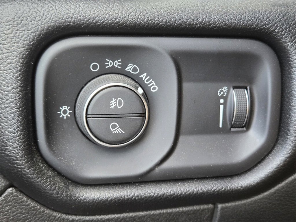 Used 2022 RAM 1500 Big Horn image 34