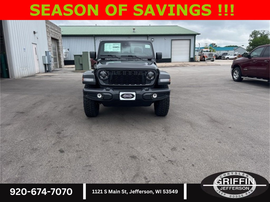 New 2025 Jeep Gladiator Sport image 4