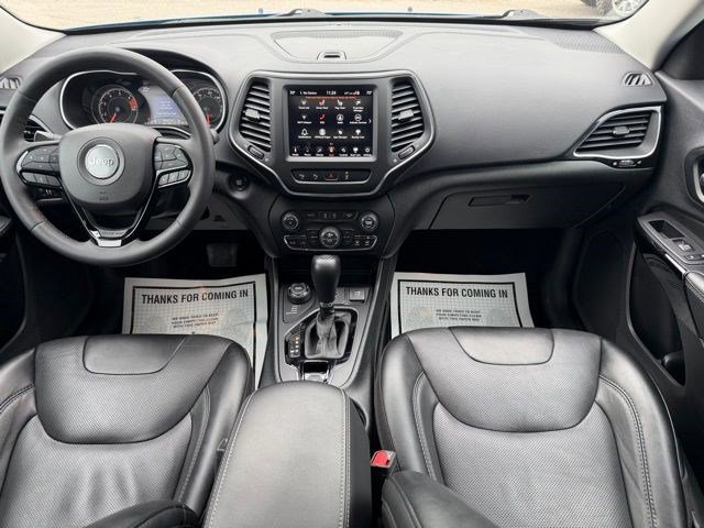 Used 2023 Jeep Cherokee Altitude Lux image 25