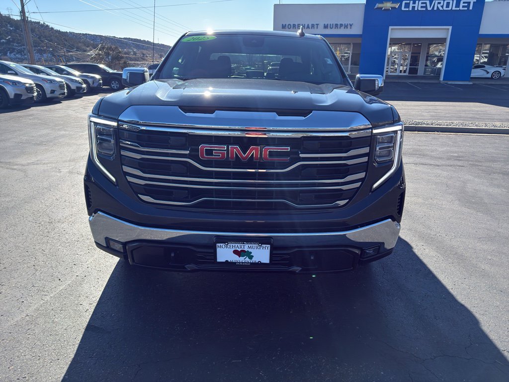 Used 2025 GMC Sierra 1500 SLT image 2