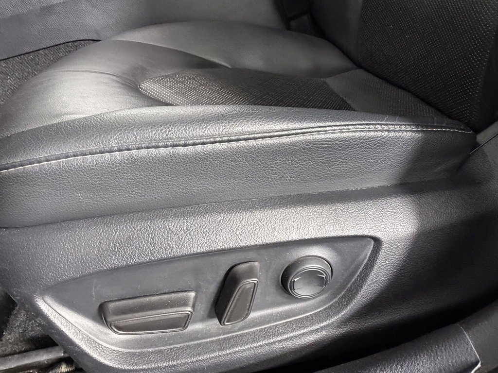 Used 2023 Toyota Camry XSE image 24