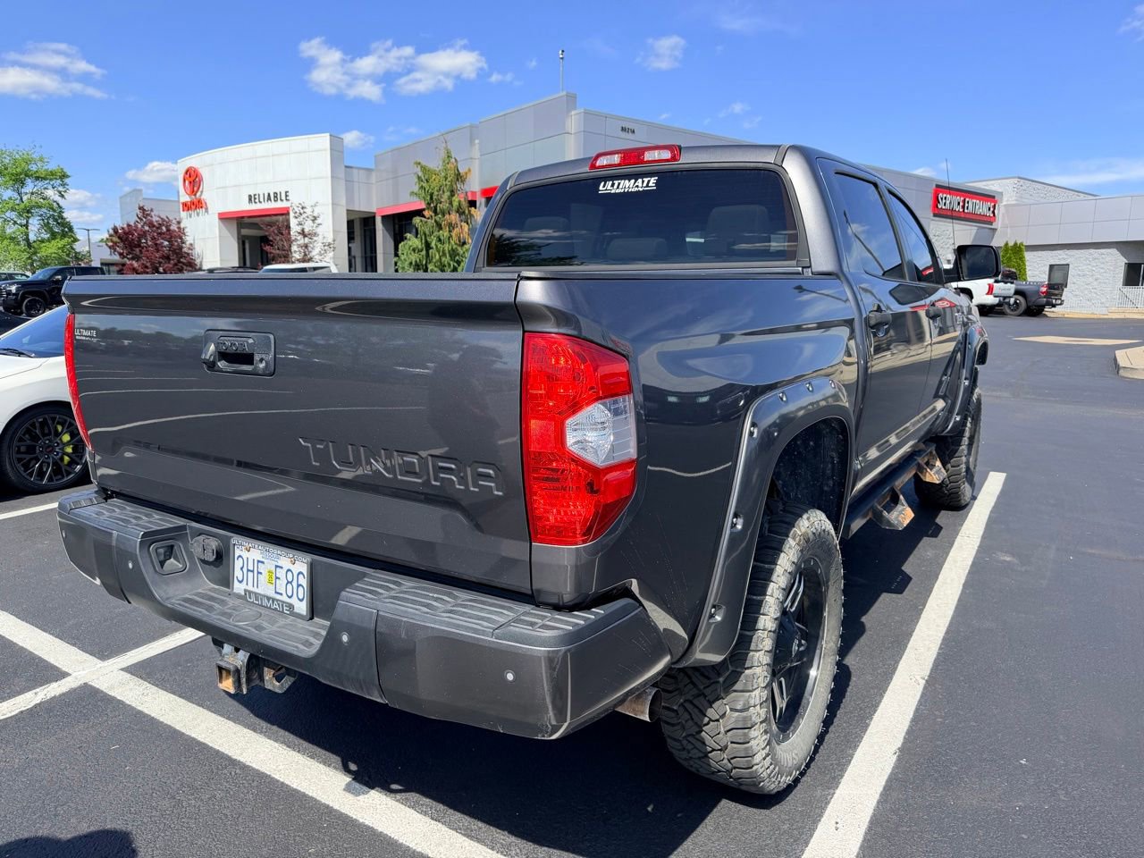 Used 2016 Toyota Tundra SR5 w/ SR5 Upgrade Package AWD/4WD image 7