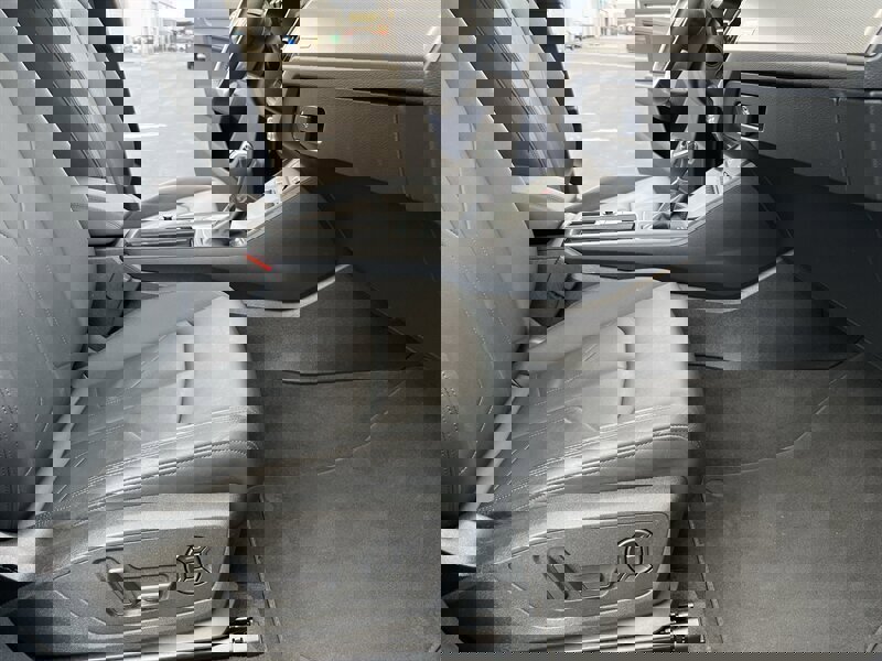 Used 2021 Audi Q3 2.0T Premium Plus w/ Premium Plus Package image 35