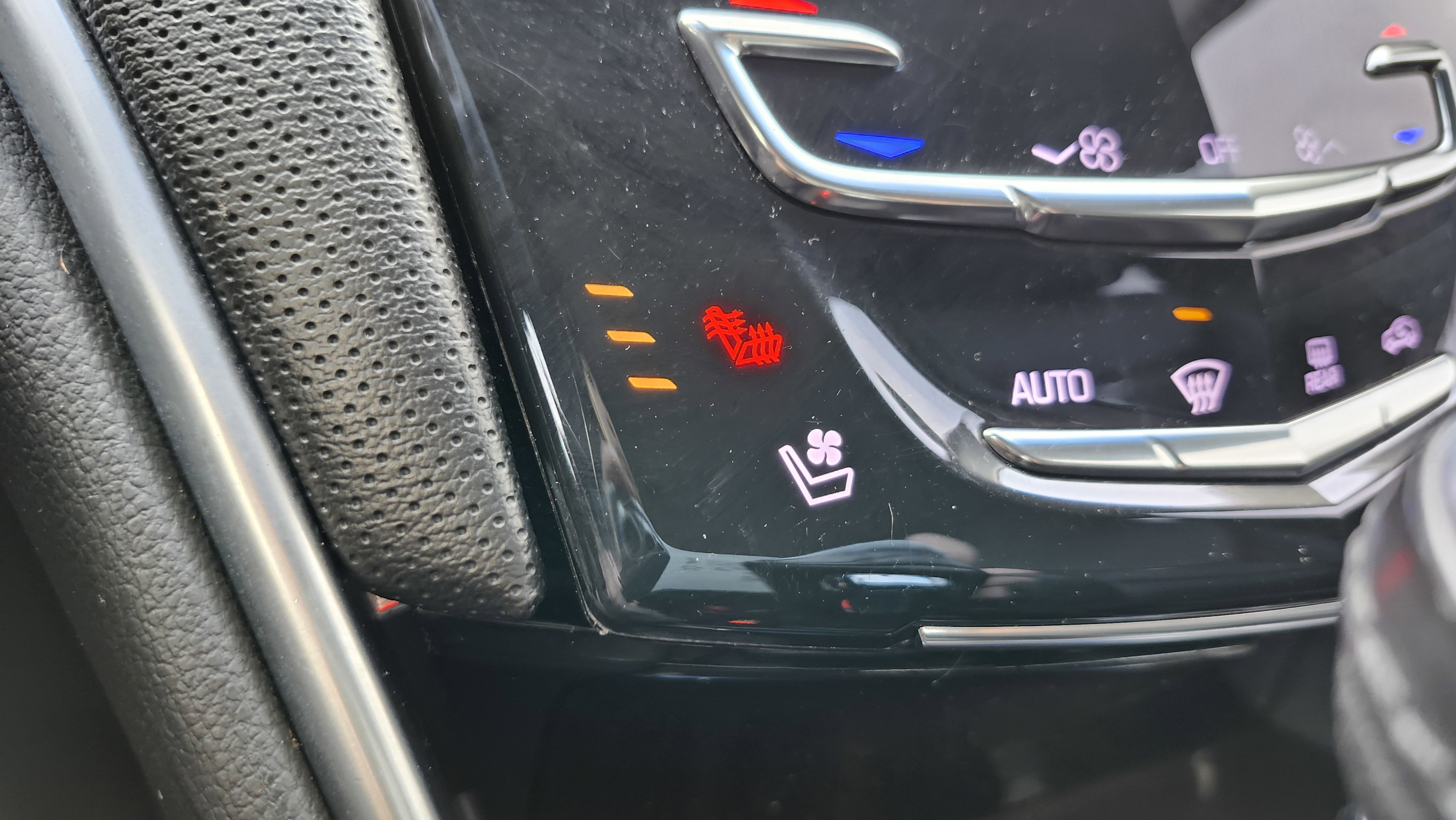 Used 2017 Cadillac XTS Luxury image 10