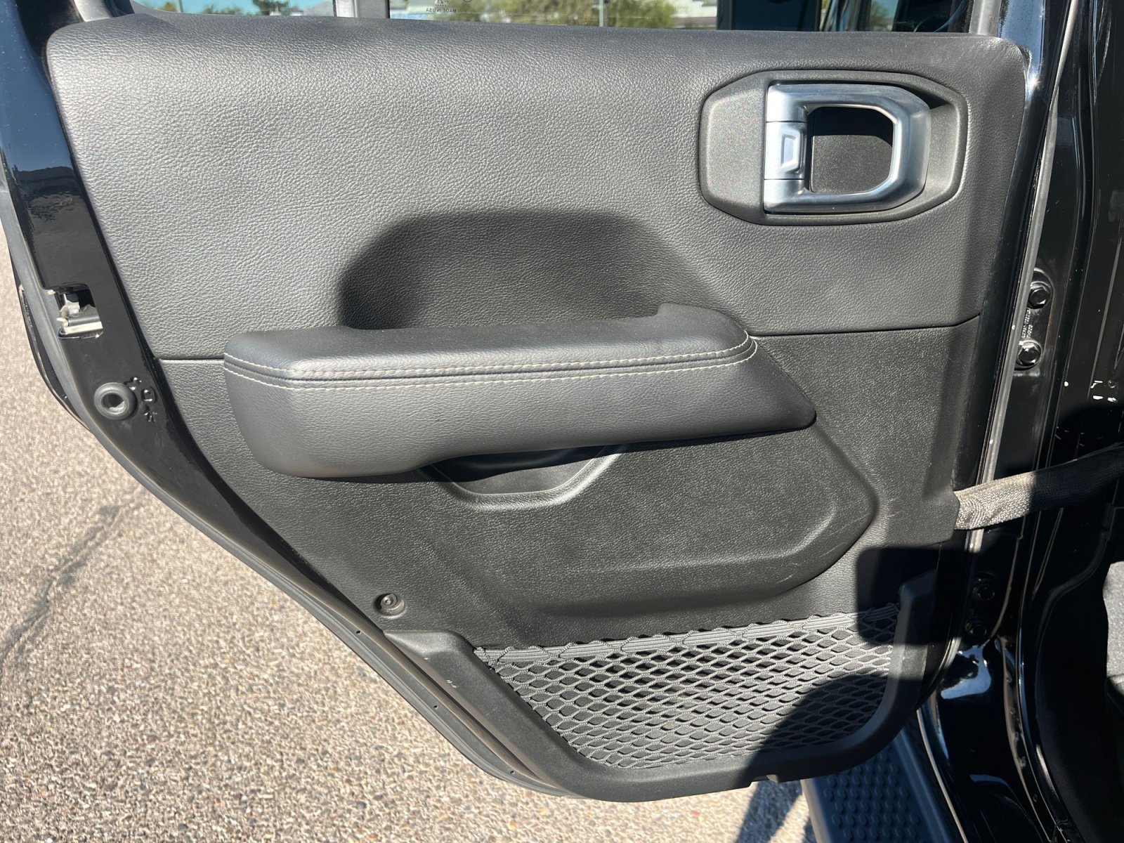 Used 2021 Jeep Wrangler Unlimited Sahara w/ Safety Group image 16