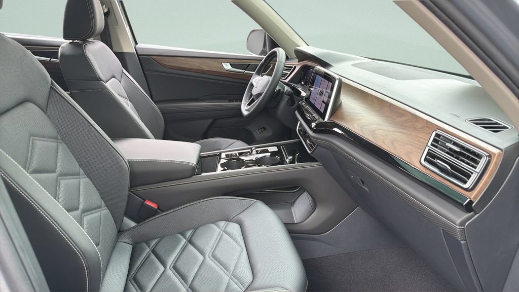 New 2026 Volkswagen Atlas SE FWD image 33
