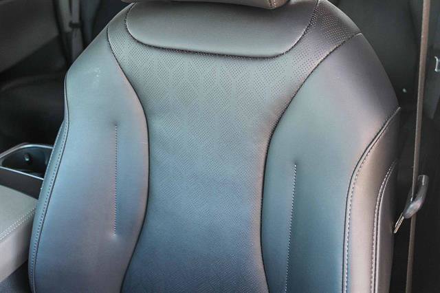 Used 2025 Kia Carnival SX image 24