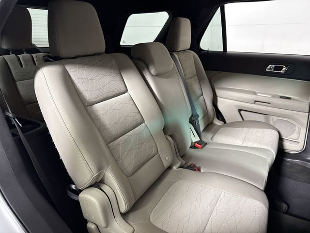 Used 2015 Ford Explorer 4WD image 14