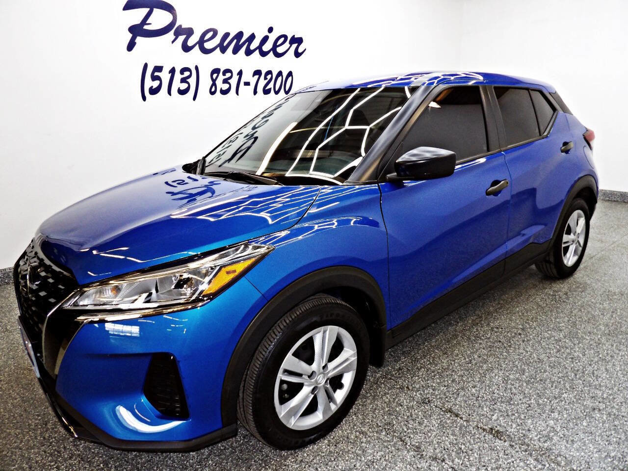 Used 2024 Nissan Kicks S image 1