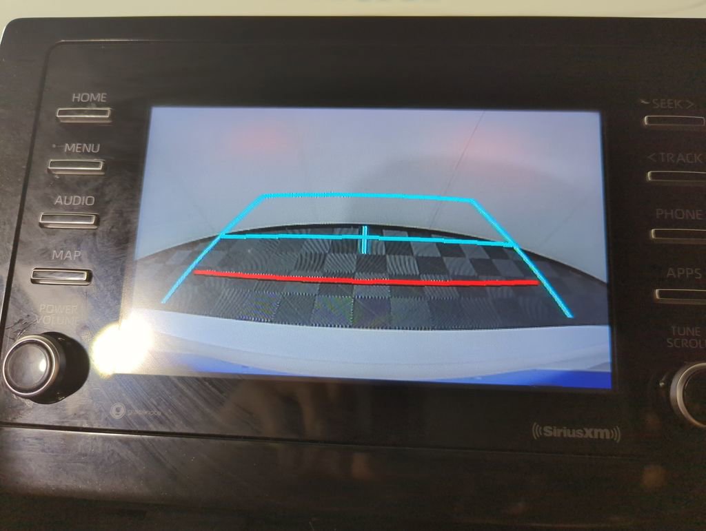 Used 2021 Toyota Camry SE FWD image 15