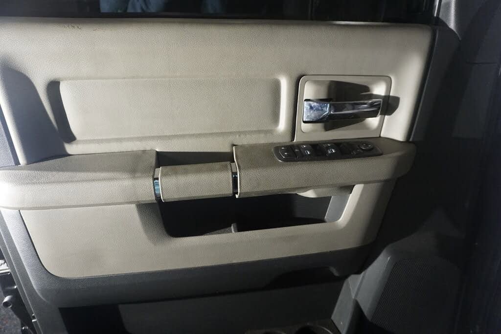 Used 2011 RAM 2500 SLT w/ Protection Group image 12