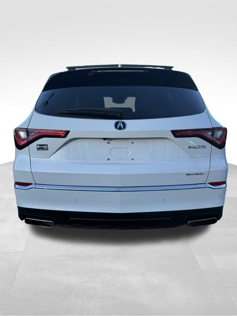 Used 2023 Acura MDX SH-AWD w/ Technology Package image 5