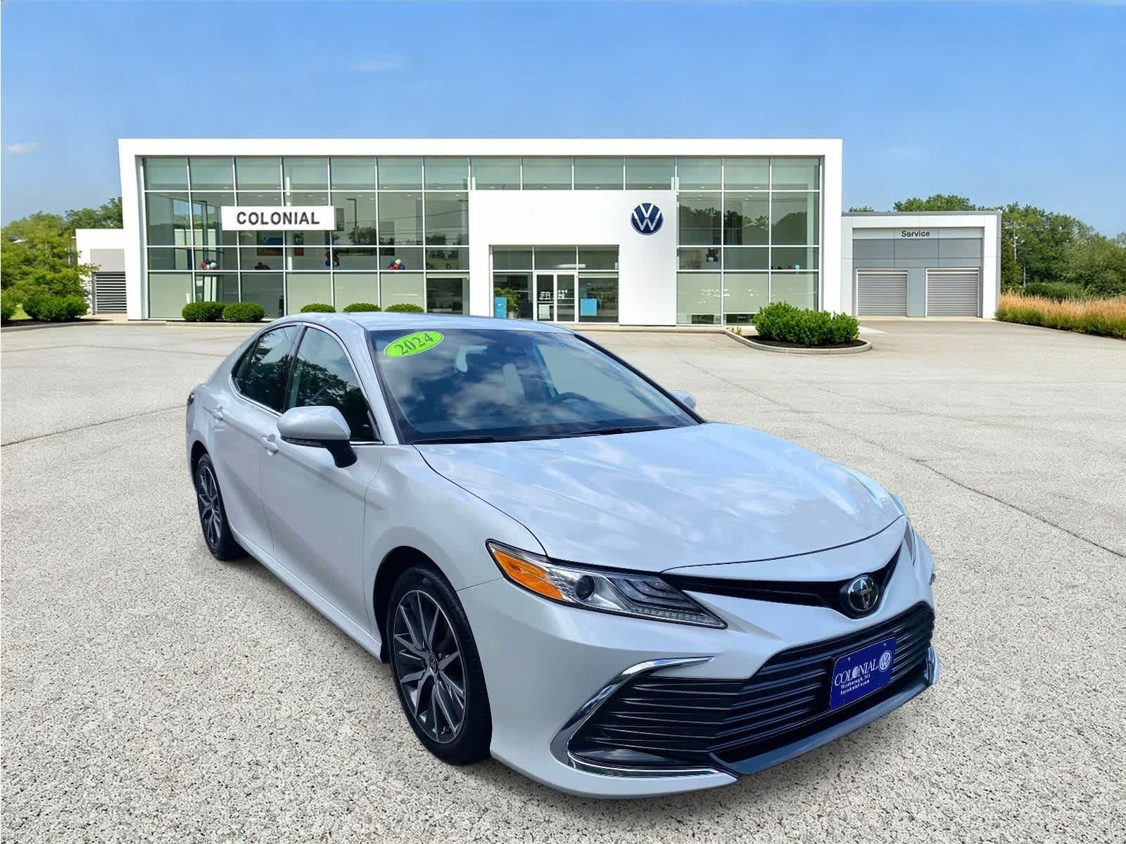 Used 2024 Toyota Camry XLE w/ Cold Weather Package AWD/4WD image 7