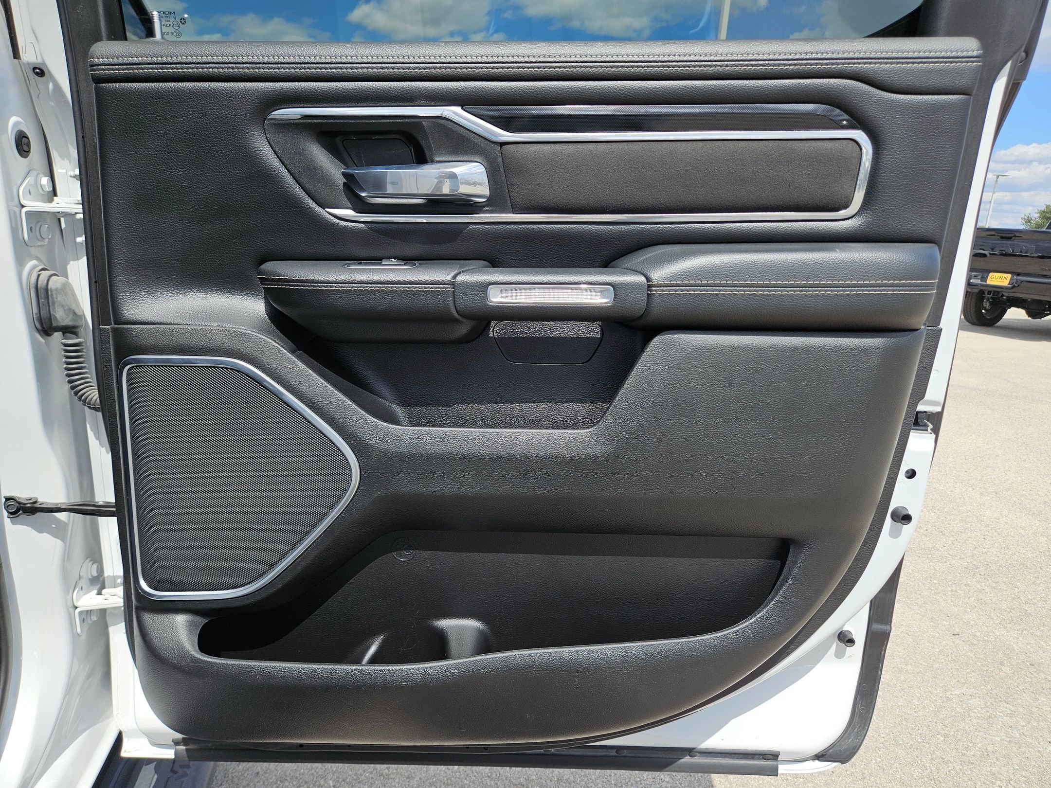 Certified 2021 RAM 1500 Laramie image 26