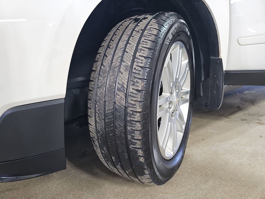 Used 2014 Chevrolet Traverse LT w/ All-Star Edition image 39