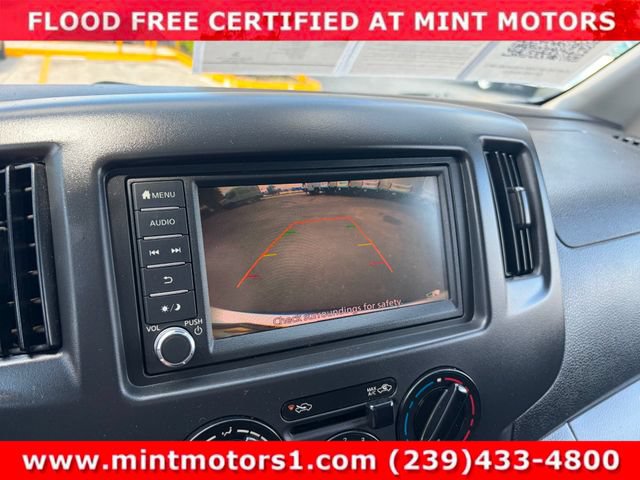 Used 2020 Nissan NV200 S FWD image 21