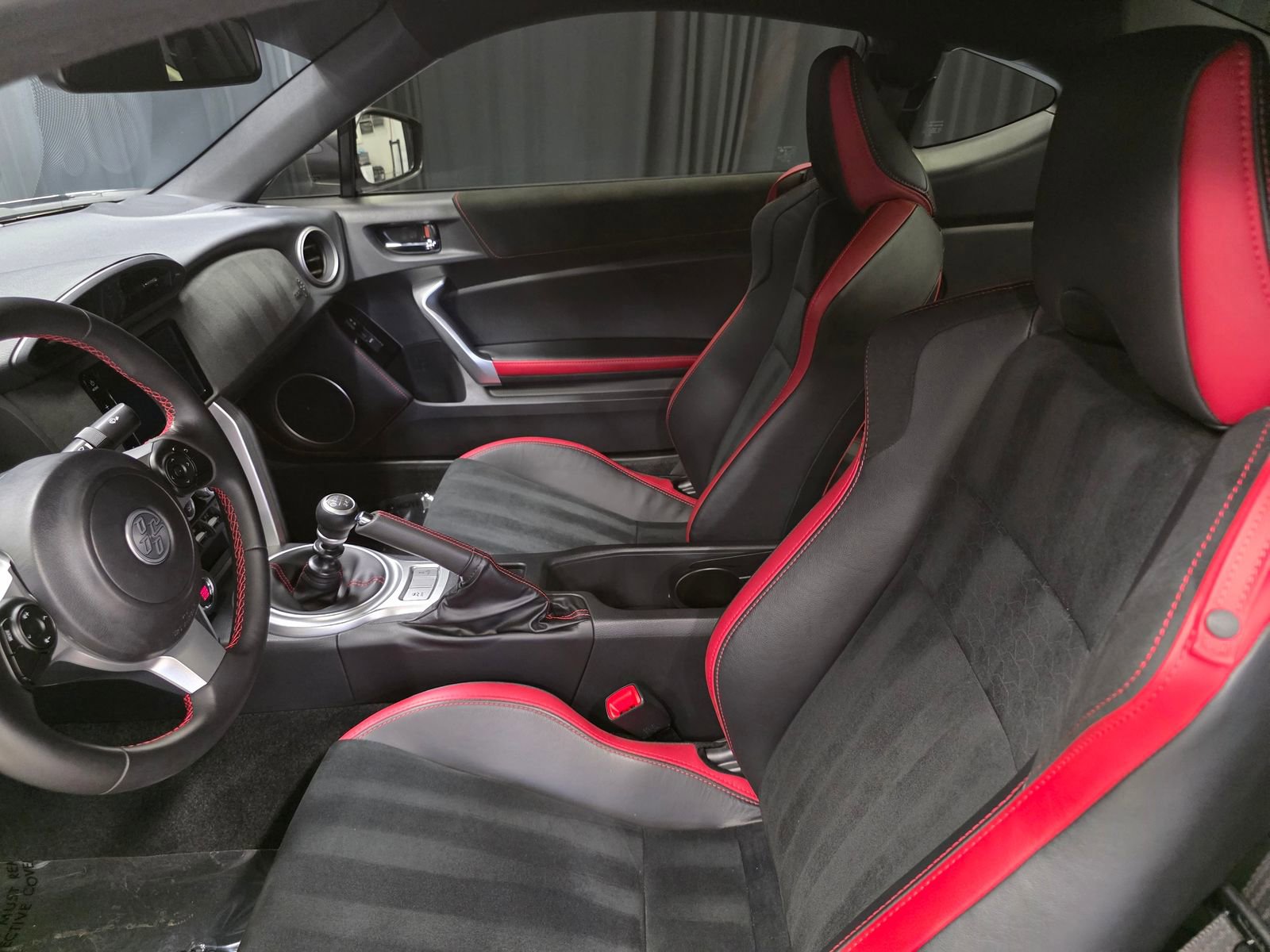 Used 2020 Toyota 86 w/ TRD Handling Package RWD image 32