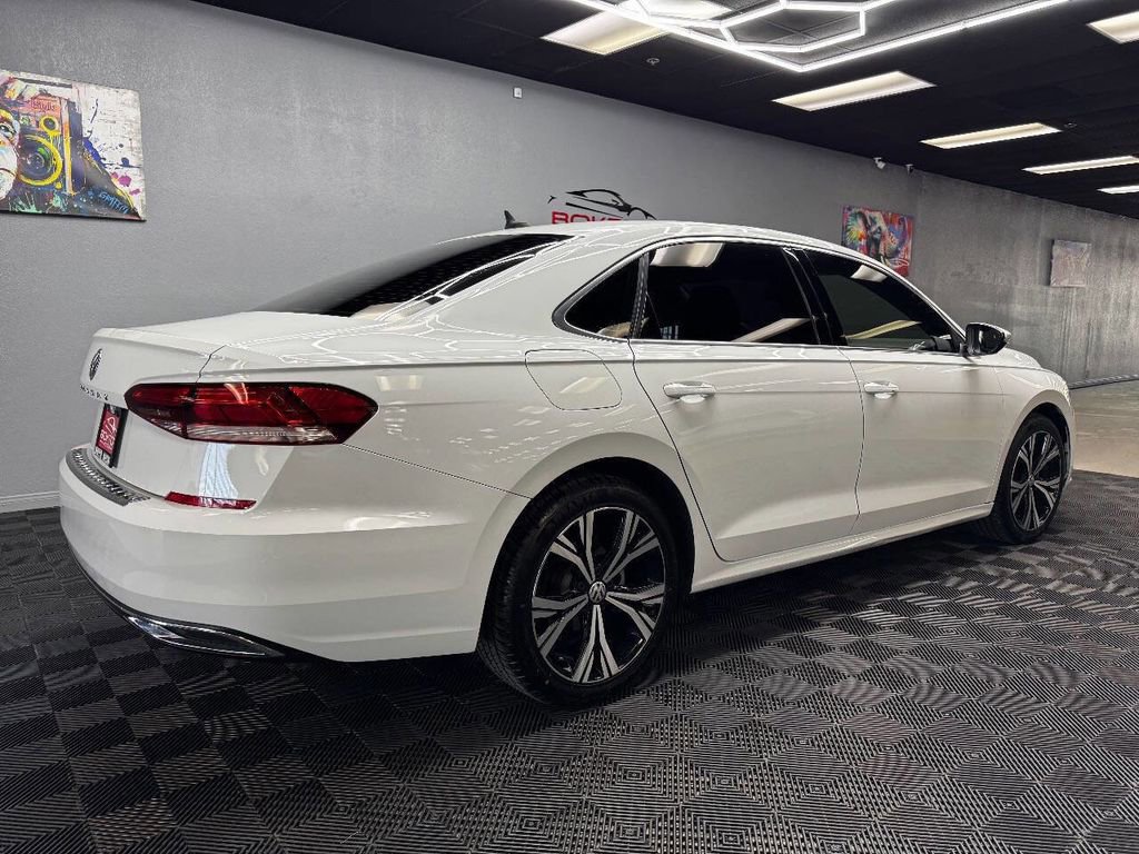 Used 2021 Volkswagen Passat 2.0T SE image 14