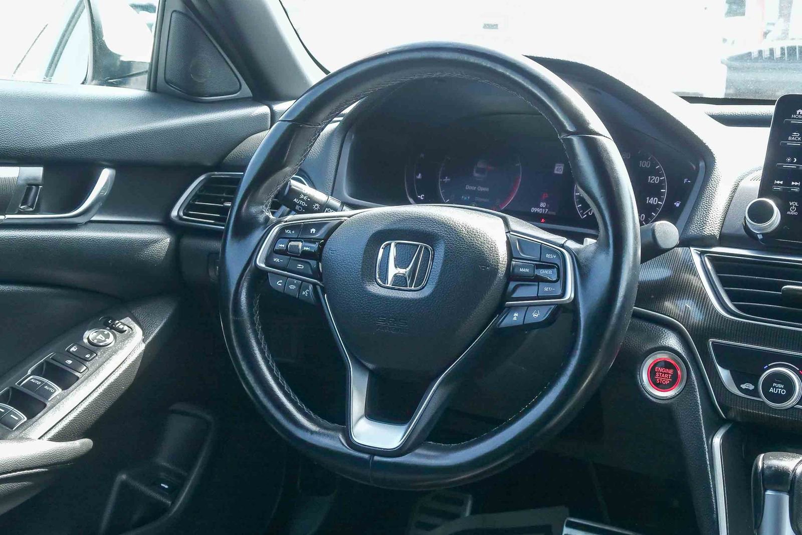 Used 2020 Honda Accord Sport image 14