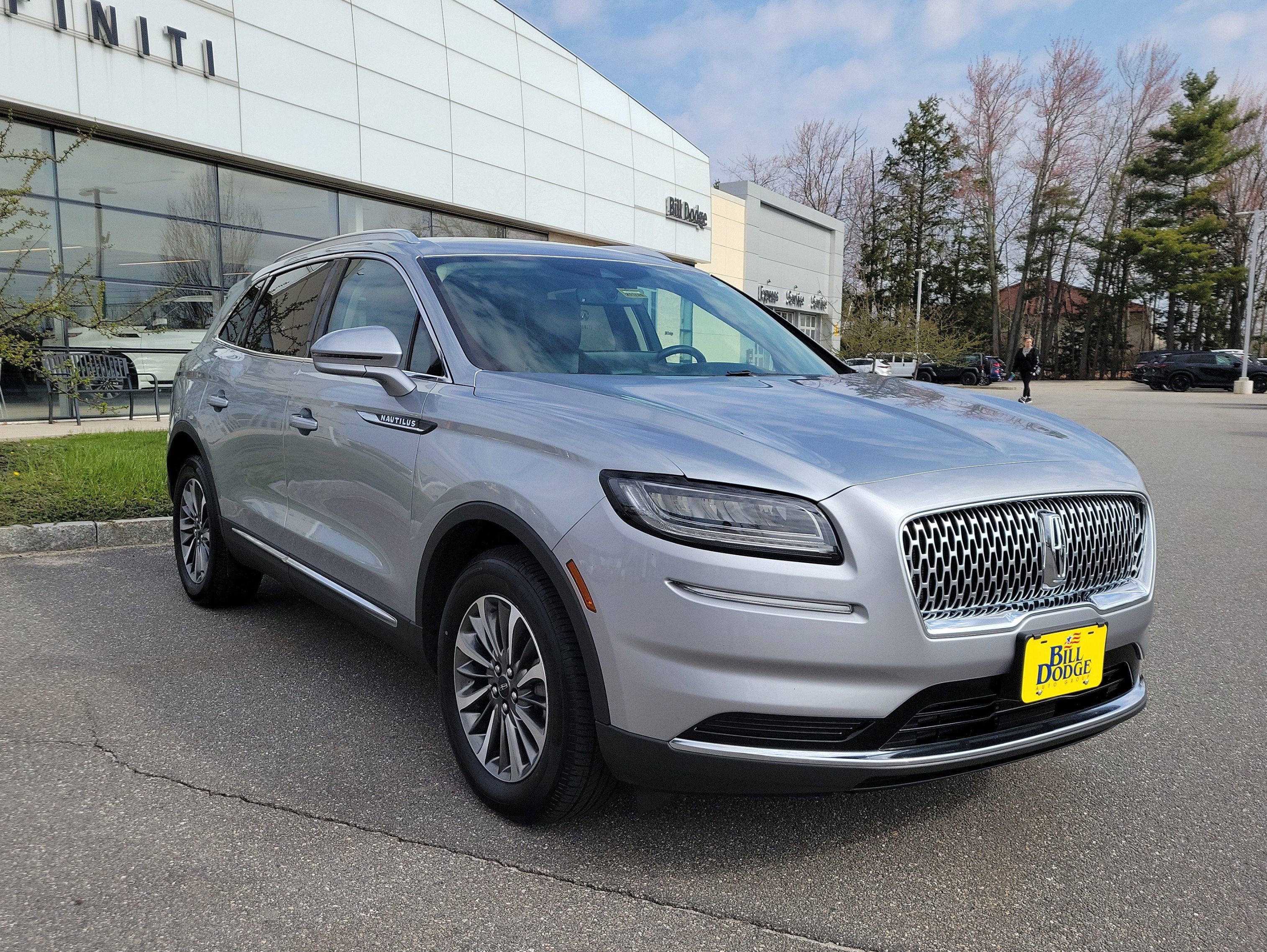 Used 2023 Lincoln Nautilus AWD w/ Premium Package image 9