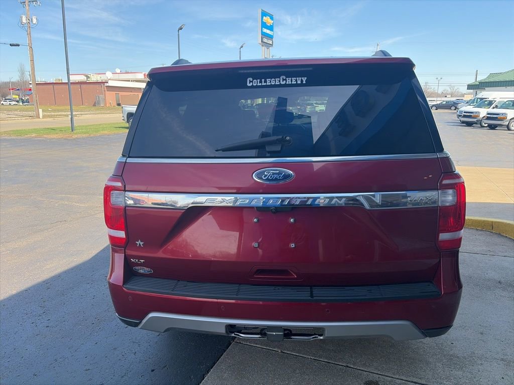 Used 2018 Ford Expedition Max XLT w/ Equipment Group 201A AWD/4WD image 8