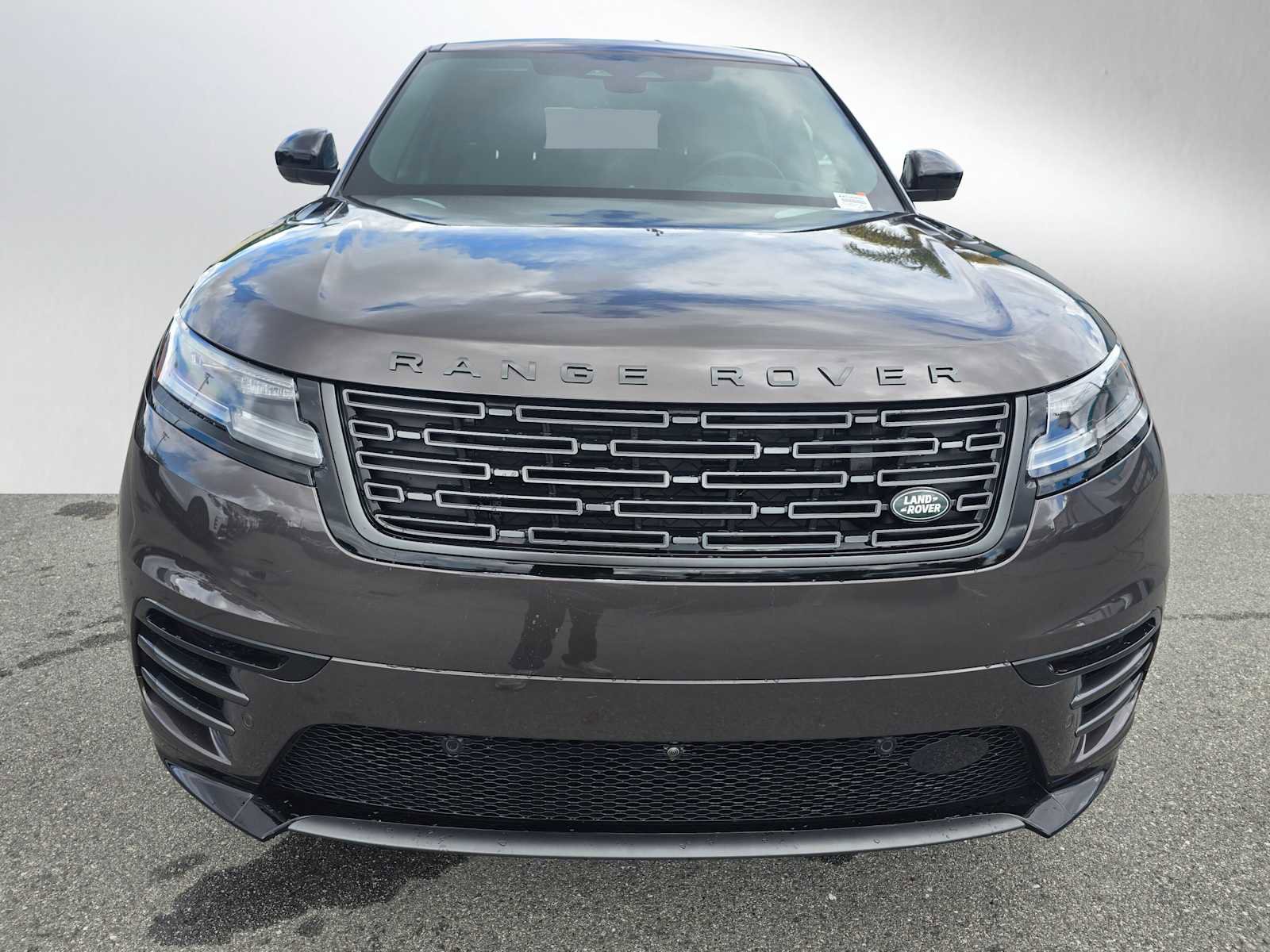 Used 2026 Land Rover Range Rover Velar Dynamic SE AWD/4WD image 8