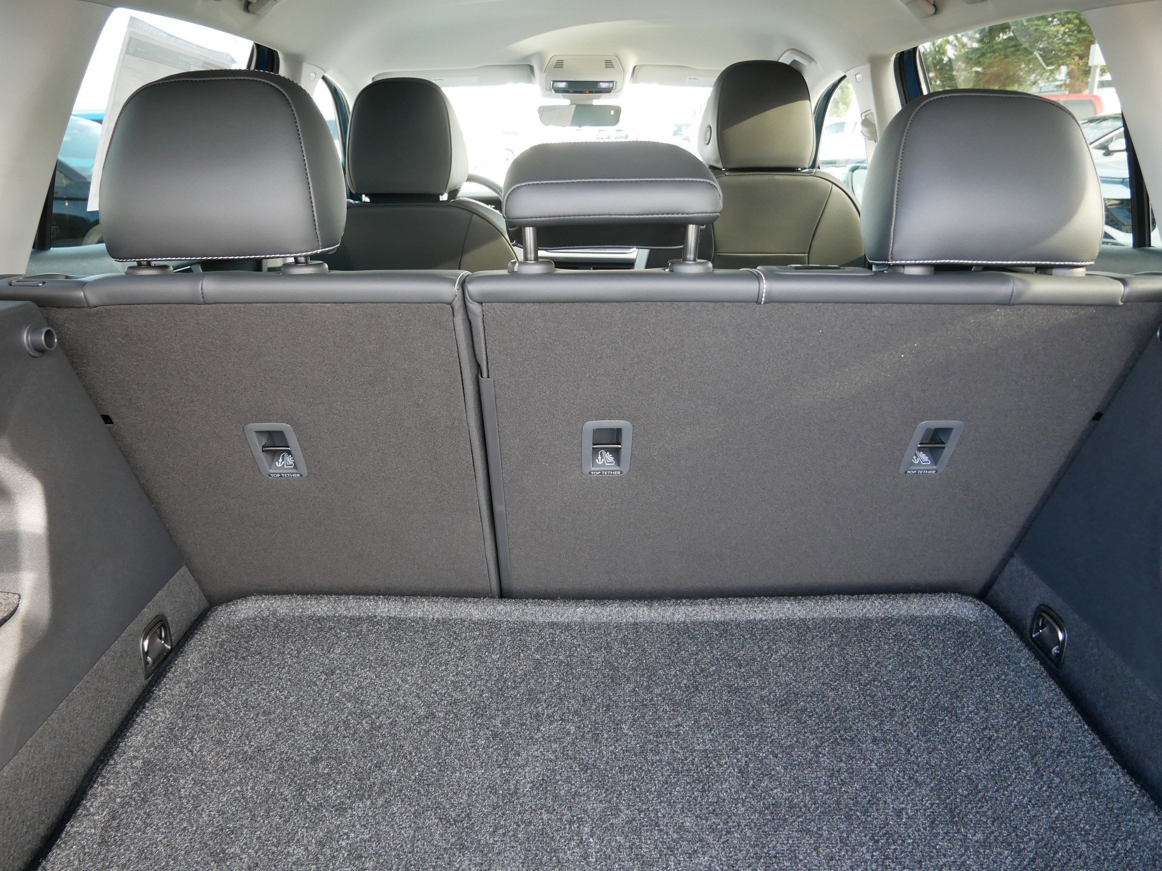 New 2026 Volkswagen Tiguan SE image 6