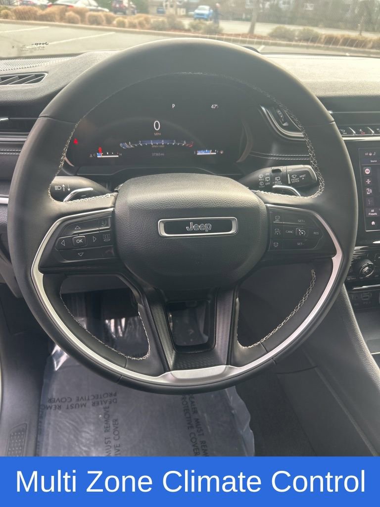 Used 2024 Jeep Grand Cherokee Altitude image 10