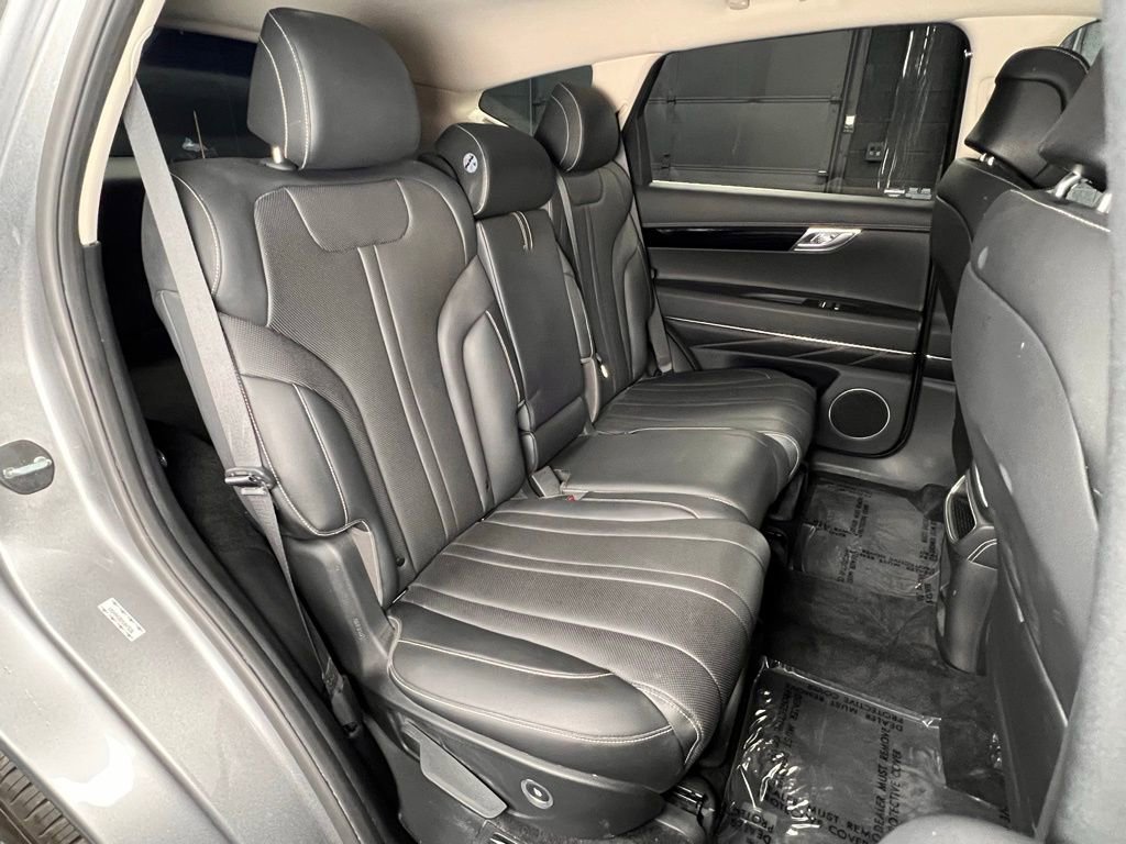 Used 2021 Genesis GV80 2.5T RWD image 12