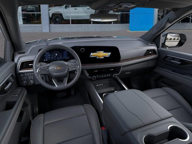 New 2026 Chevrolet Suburban Premier w/ Sun And Tow Package AWD/4WD image 15