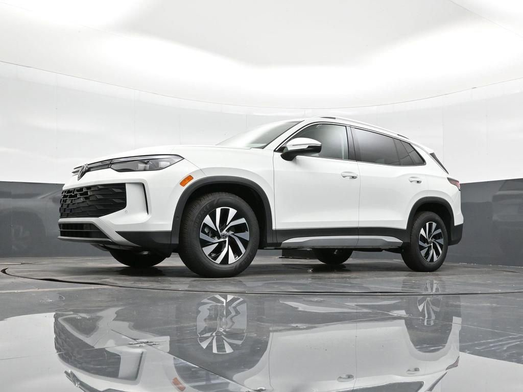 New 2025 Volkswagen Tiguan S image 28