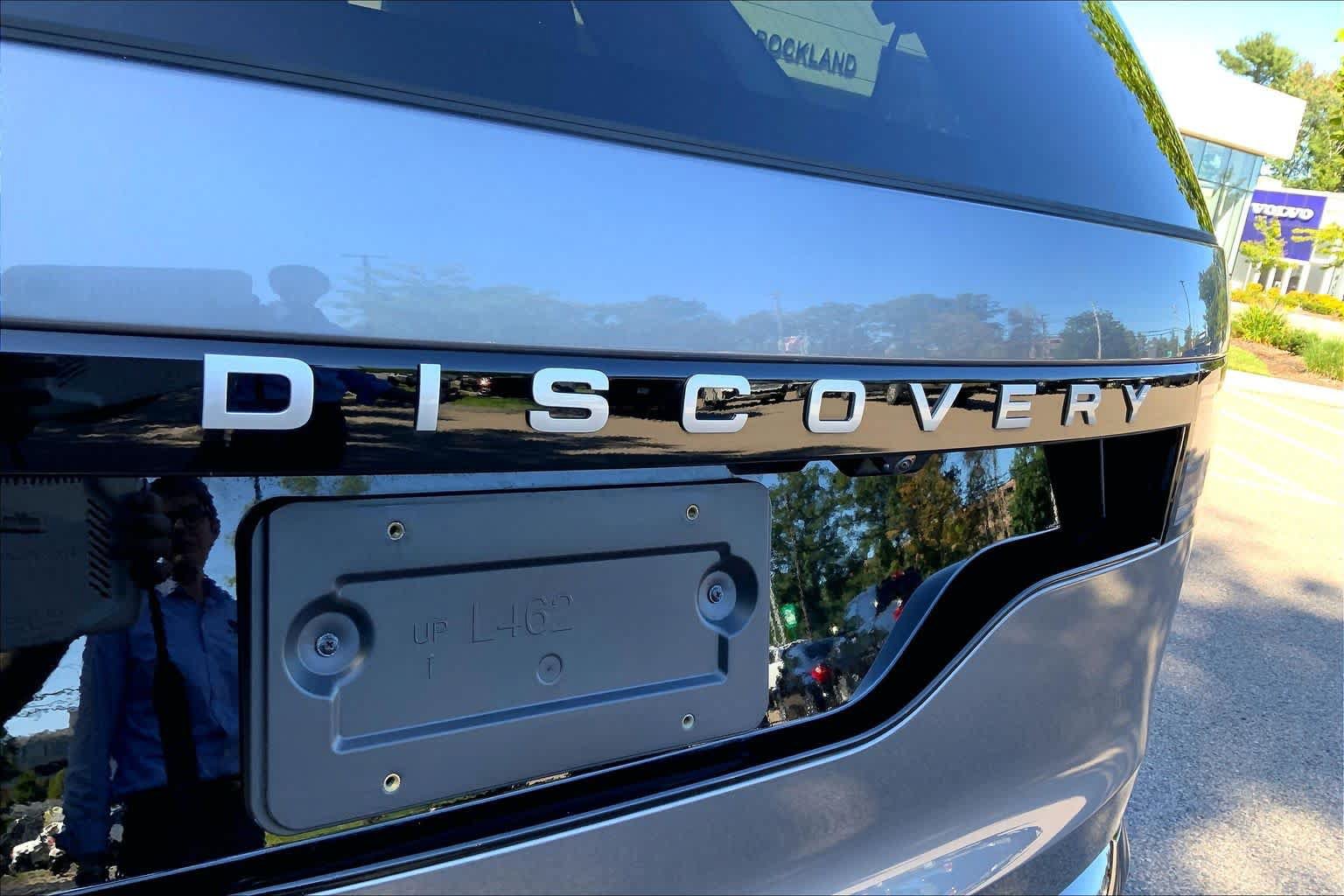 Used 2026 Land Rover Discovery Limited Edition AWD/4WD image 29