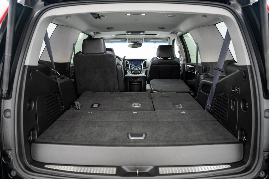 Used 2016 Cadillac Escalade Premium AWD/4WD image 10