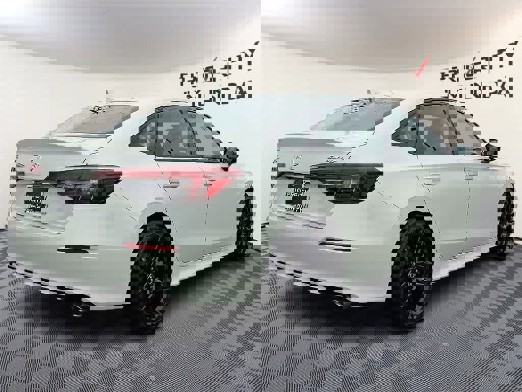 Used 2025 Honda Civic Sport image 4