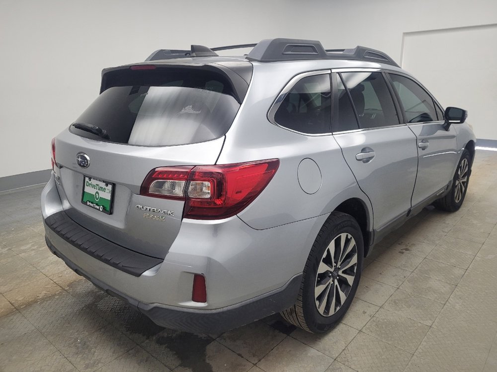 Used 2017 Subaru Outback 2.5i Limited image 9