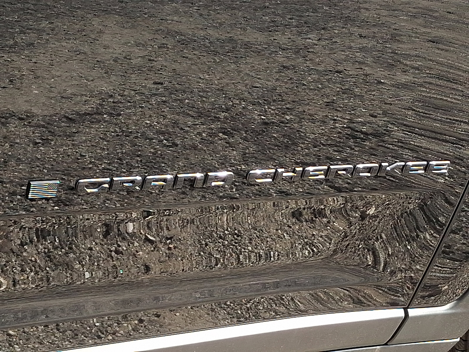 New 2025 Jeep Grand Cherokee L Limited w/ Black Appearance Package image 18