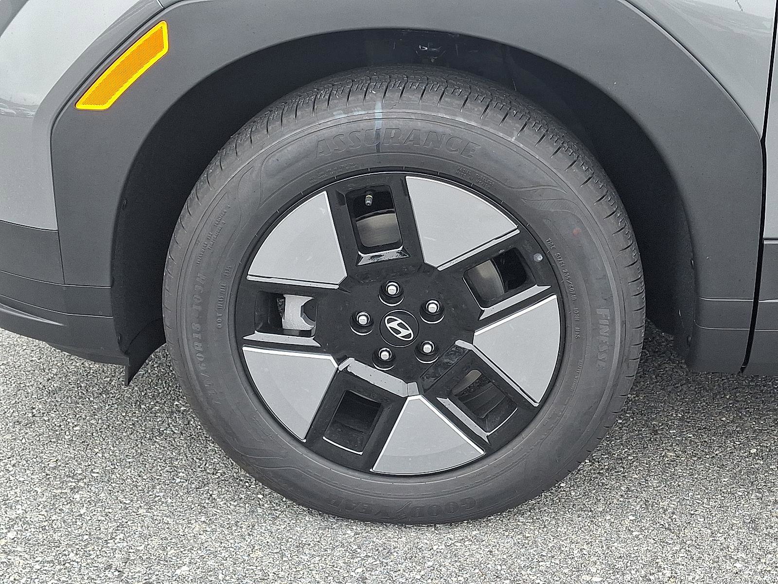 New 2026 Hyundai Santa Fe SE image 5