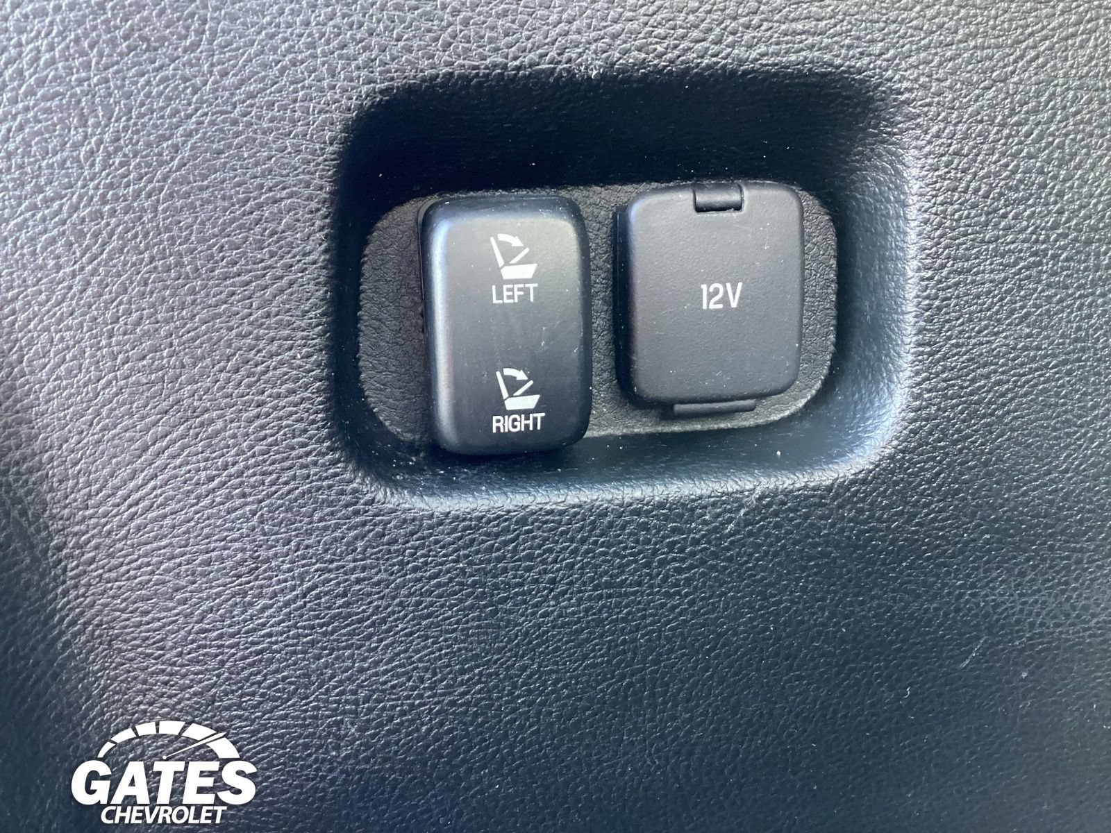 Used 2022 Ford Edge Titanium AWD/4WD image 15