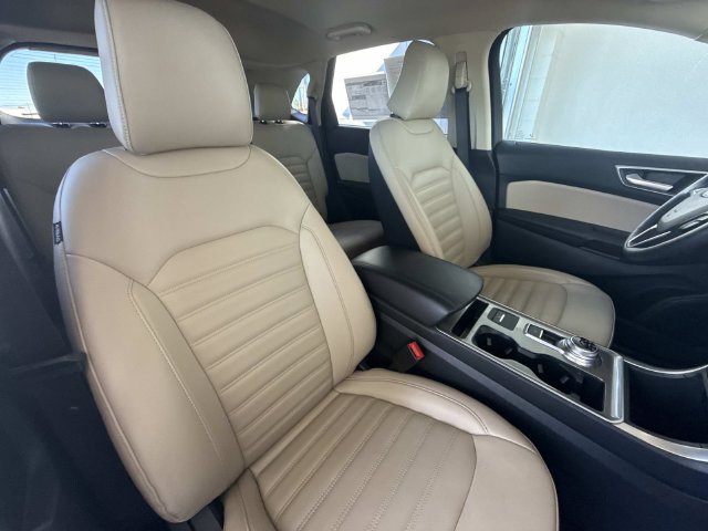 Used 2024 Ford Edge SEL w/ Convenience Package AWD/4WD image 21