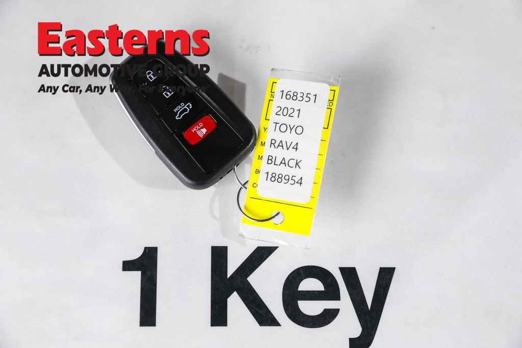 Used 2021 Toyota RAV4 XLE w/ Convenience Package image 26