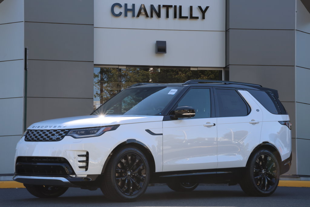 New 2026 Land Rover Discovery Limited Edition AWD/4WD image 1