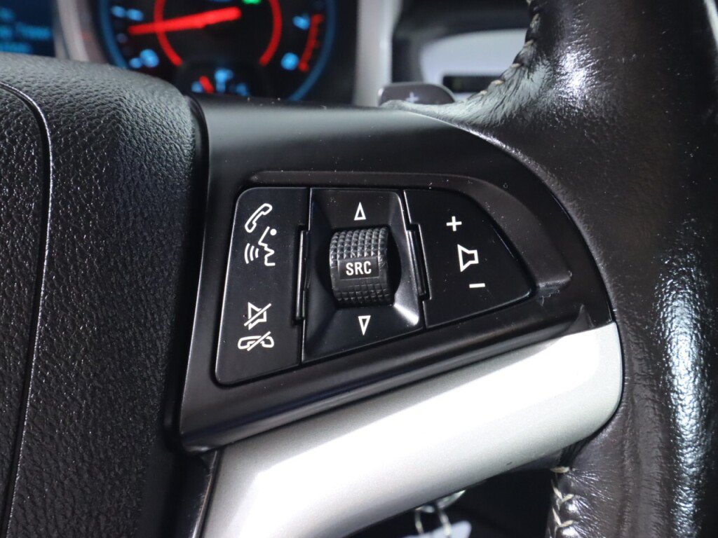 Used 2015 Chevrolet Camaro LT RWD image 13