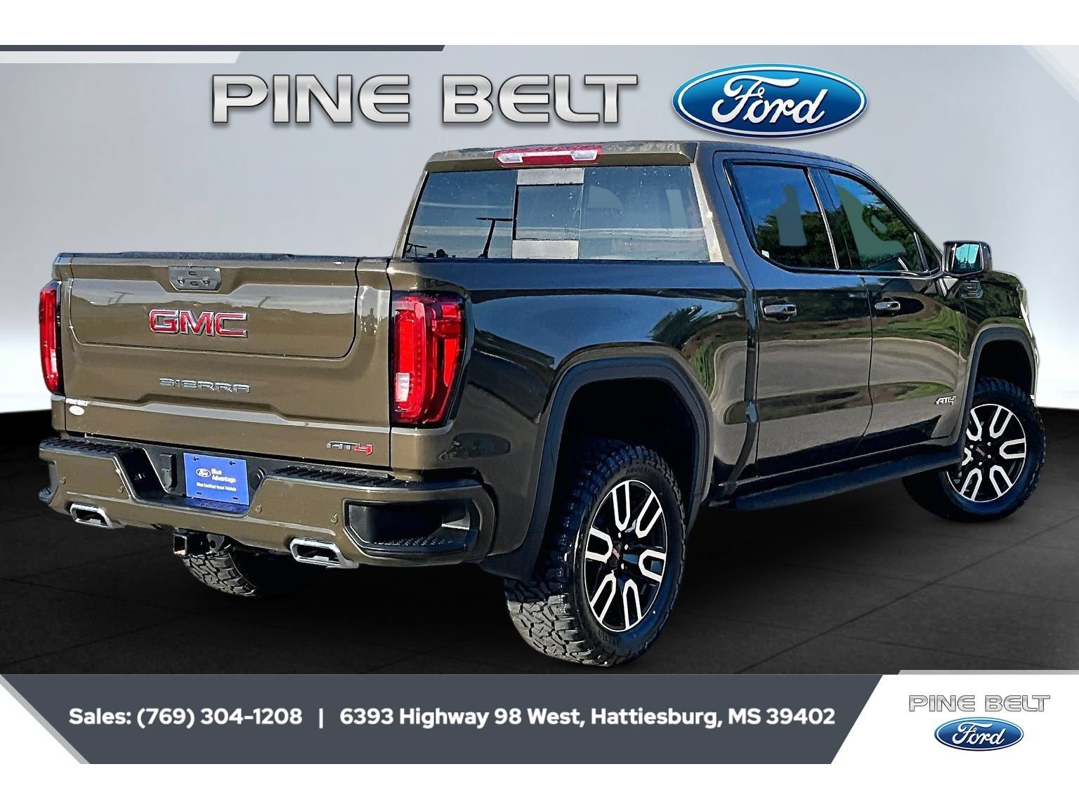 Used 2023 GMC Sierra 1500 AT4 w/ AT4 Premium Package AWD/4WD image 11