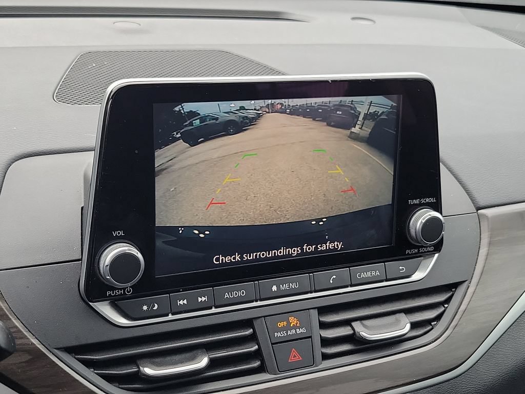 Used 2025 Nissan Altima 2.5 SV FWD image 26