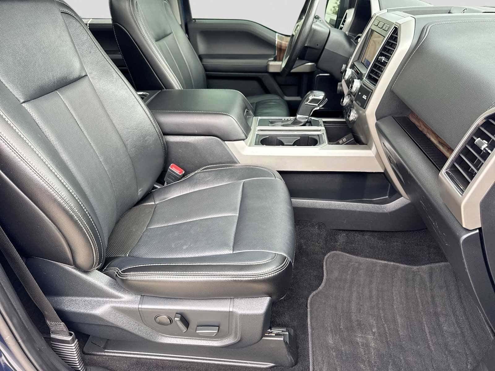 Used 2020 Ford F150 Lariat w/ Equipment Group 502A Luxury AWD/4WD image 21